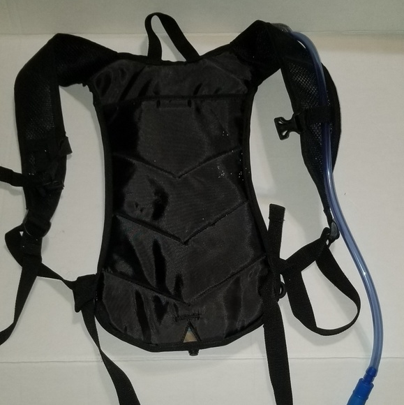 TWO" SWISS GEAR WATER BOTTLE BACKPACK - Picture 2 of 2